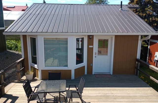 Sky Harbor Cabin - Homer Seaplane Base