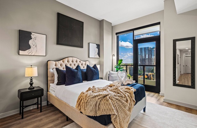 Skyline Townhouse: 3BR Penthouse in Atlanta, GA | City View, Gym, Pool & Terrace