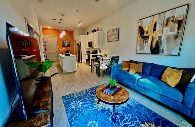 Skyline View Apt Hotel on Riverwalk Free Parking