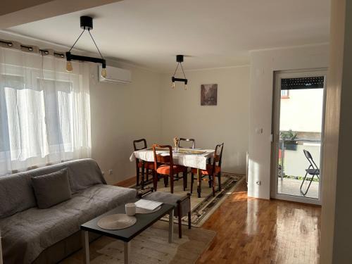 Slatki Snovi - Novi apartman u centru Vranja - FREE PARKING