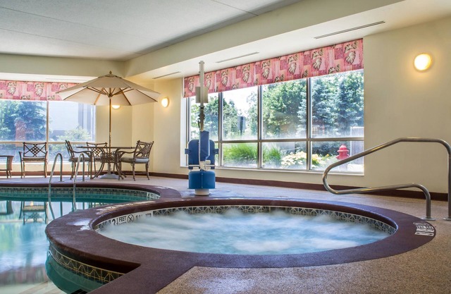 Sleep Inn Amherst - Buffalo North near University