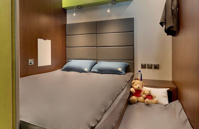 Sleepover Terminal 3, Concourse C – formerly sleep ‘n fly