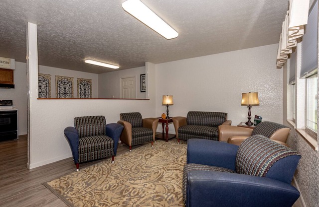 Sleeps 12 - 2 kings; 3 queens; 2 singles.