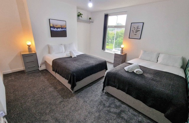 Sleeps 16 Etihad/Co-Op Live home by City SuperHost