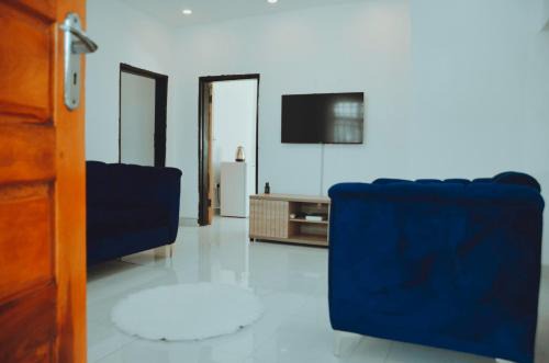 Smooth apartments and tours