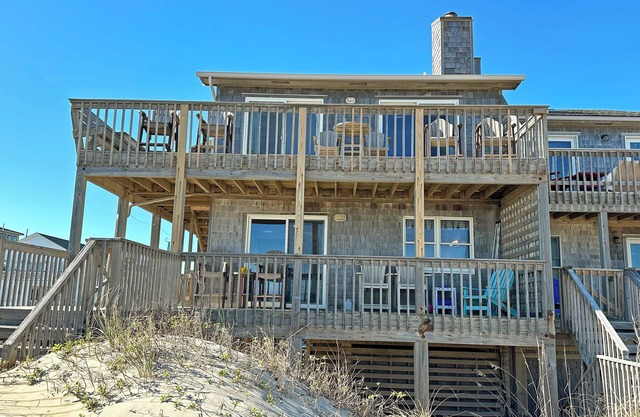SN9241- Beautiful Oceanfront Home with Great Ocean Views and Dog Friendly!
