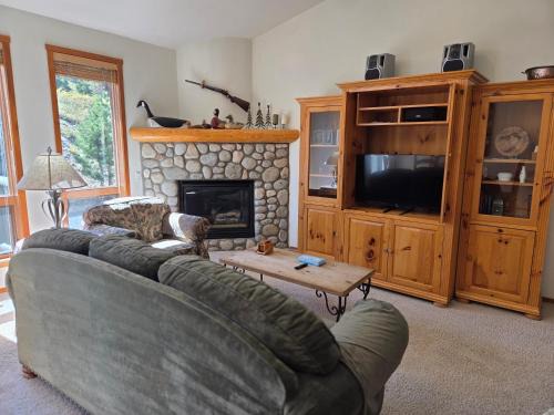Snowcreek Resort Vacation Rentals 776 Fairway Circle