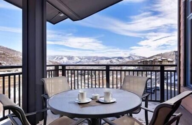 Snowmass Village | Ski-In/Out | Fireplace | Lux Resort | Concierge