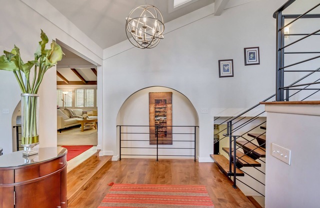Snowy Powder Retreat Minutes to 4 Ski Resorts - Huge Luxury Home