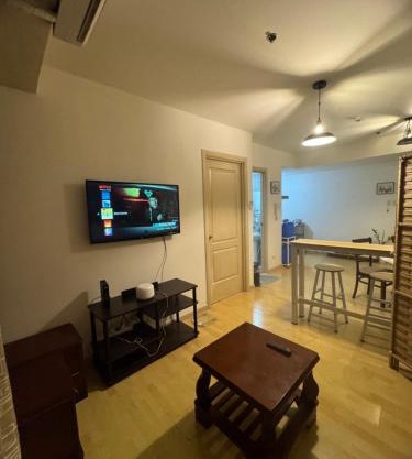 SOHO Central 1 BR Big Sized with balcony
