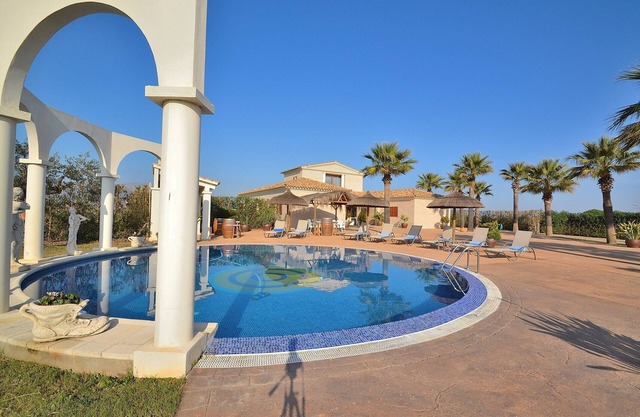 Son Manyo 261 magnificent villa with private pool, large outdoor area, children's area and air-conditioning