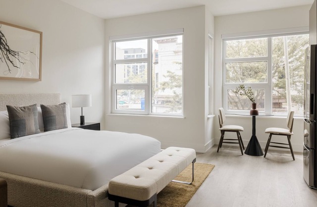 Sonder Vicino | Studio Apartment