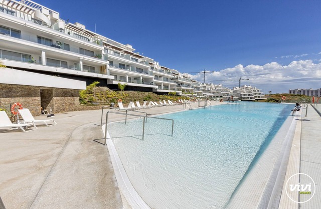 Sonrisa | Townhouse with pool in Estepona