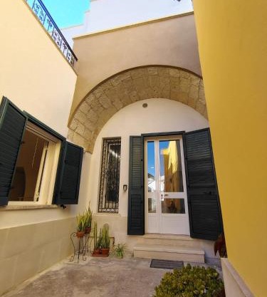 Sotto la Corte di Tata Nino