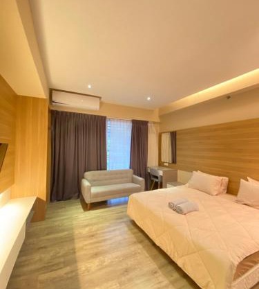 SouLMate Studio Room