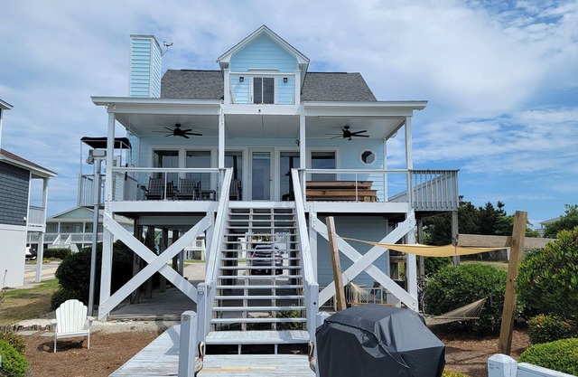 Sound front house with incredible views