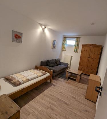 Souterrainwohnung