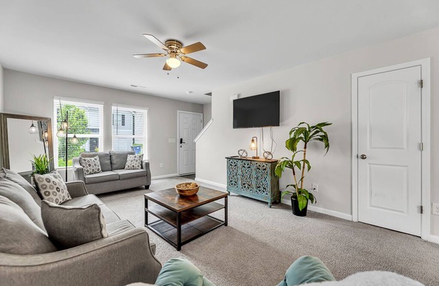 Southern Charm Meets City Comfort