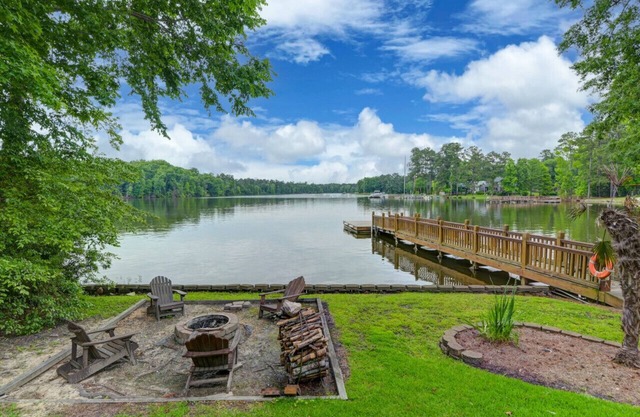 Southern Comfort Cabin | 4BR | Dog Friendly!