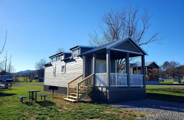 Southern Comfort cottage
