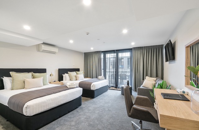 Southwark Hotel & Apartments