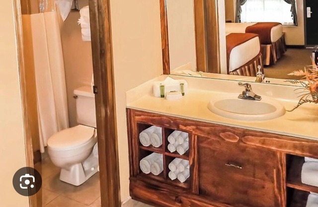 Spacious 1-bedroom resort with fitness room, WiFi in beautiful Gatlinburg Unit 1