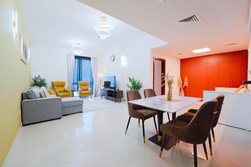 Spacious 1BHK with Pool Gym Parking Balcony Kids Play Next to Dubai Cricket Stadium