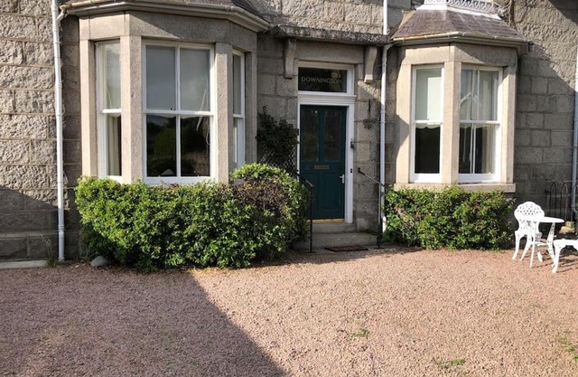 Spacious 2 Bedroom Flat in heart of Ballater
