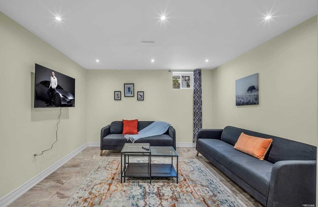 Spacious 2 Bedroom Guest Suite in North York