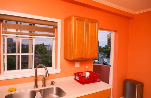 Spacious 2 Bedroom Kensington Cresent New Kgn