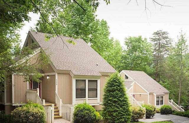 Spacious 2BR Townhome at MountainLoft Gatlinburg