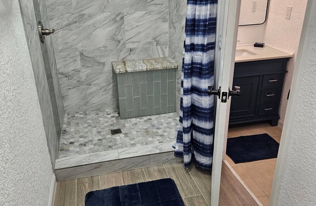 Spacious 3-bedroom apartment with AC, WiFi in charming Fort Myers Beach