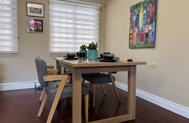 Spacious 3-bedroom apartment with WiFi, AC in lovely Port of Spain