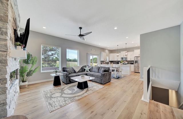 Spacious 3 Bedroom, 3 Bath Pine Meadows Retreat