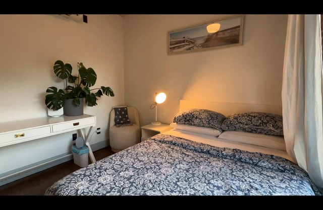Spacious 3-bedroom Full Apartment with WiFi in the heart of Brooklyn.