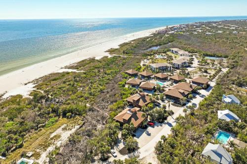 Spacious 3-Bedroom Retreat with Full Wrap-Around Lanai - Sanibel Island