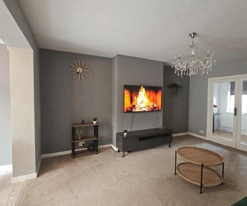 Spacious 3bed, Sleeps5, Parking