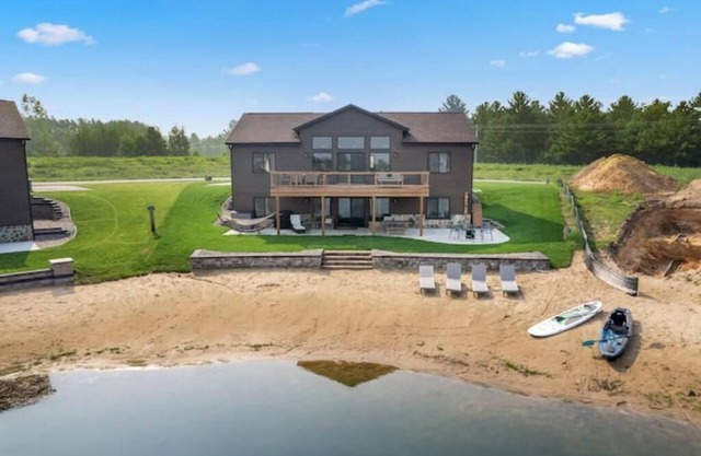 Spacious 5BR Lakefront Retreat with Kayaks, Private Beach, Arcade, and Firepit