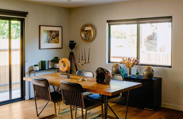 Spacious and quiet retreat in Echo Park Baxter