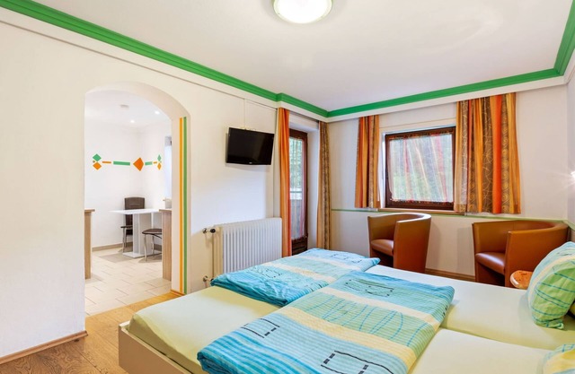 Spacious Apartment in Saalbach-hinterglemm near Ski Area