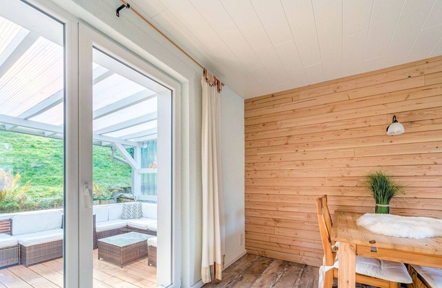 Spacious Apartment near Lake in Guntersberge