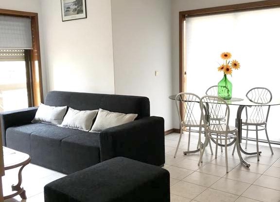 Spacious apartment with sea view in Viana do Castelo, 90 m²