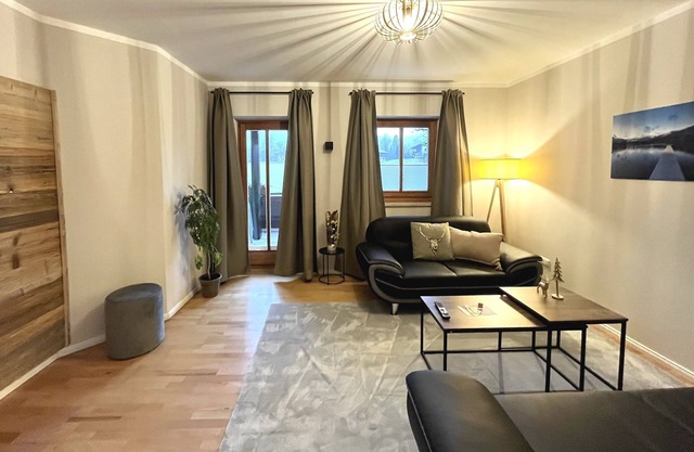 Spacious apartment with sun terrace in the immediate vicinity of the lake