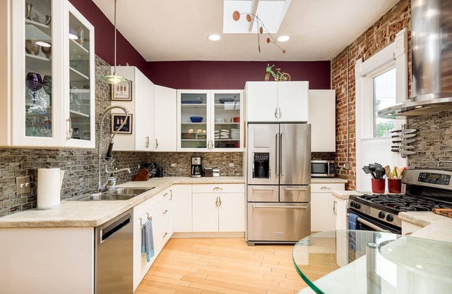 Spacious Artist’s House in the middle of Denver