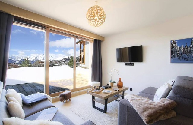 Spacious & bright apartment
