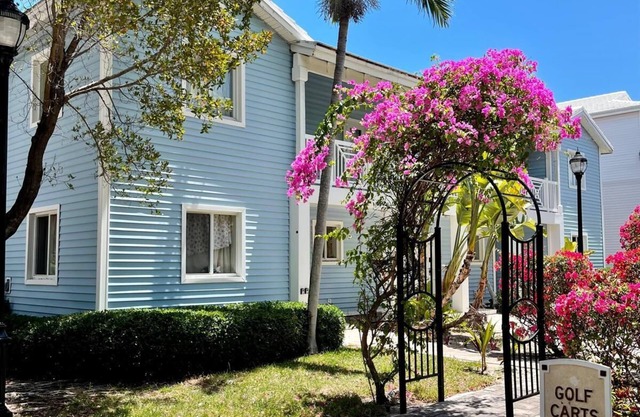 Spacious Condo Bimini Bay Resort, Bahamas, 2Bedrooms/2 Bathrooms, sleeps 8