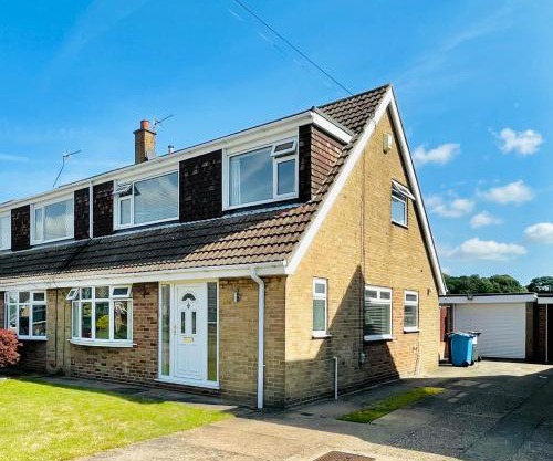 Spacious cosy quiet house&Free parking&Garden