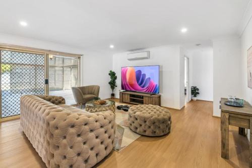 Spacious Family Retreat in Peaceful Parkinson