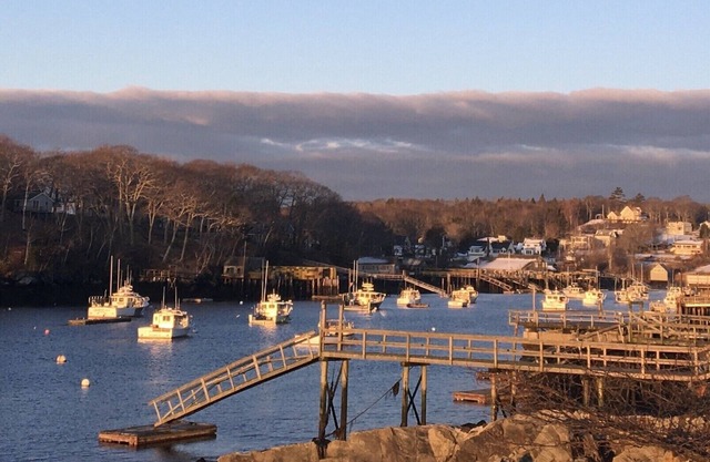 Spacious Farmhouse near Pemaquid Beach & Town Landing