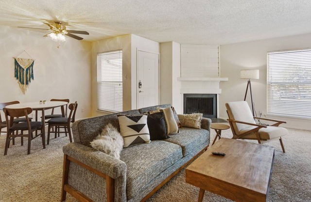 Spacious Flat in the Heart of Midland